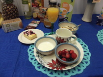 Reilun kaupan tuotteista koottu aamiainen messutapahtumassa